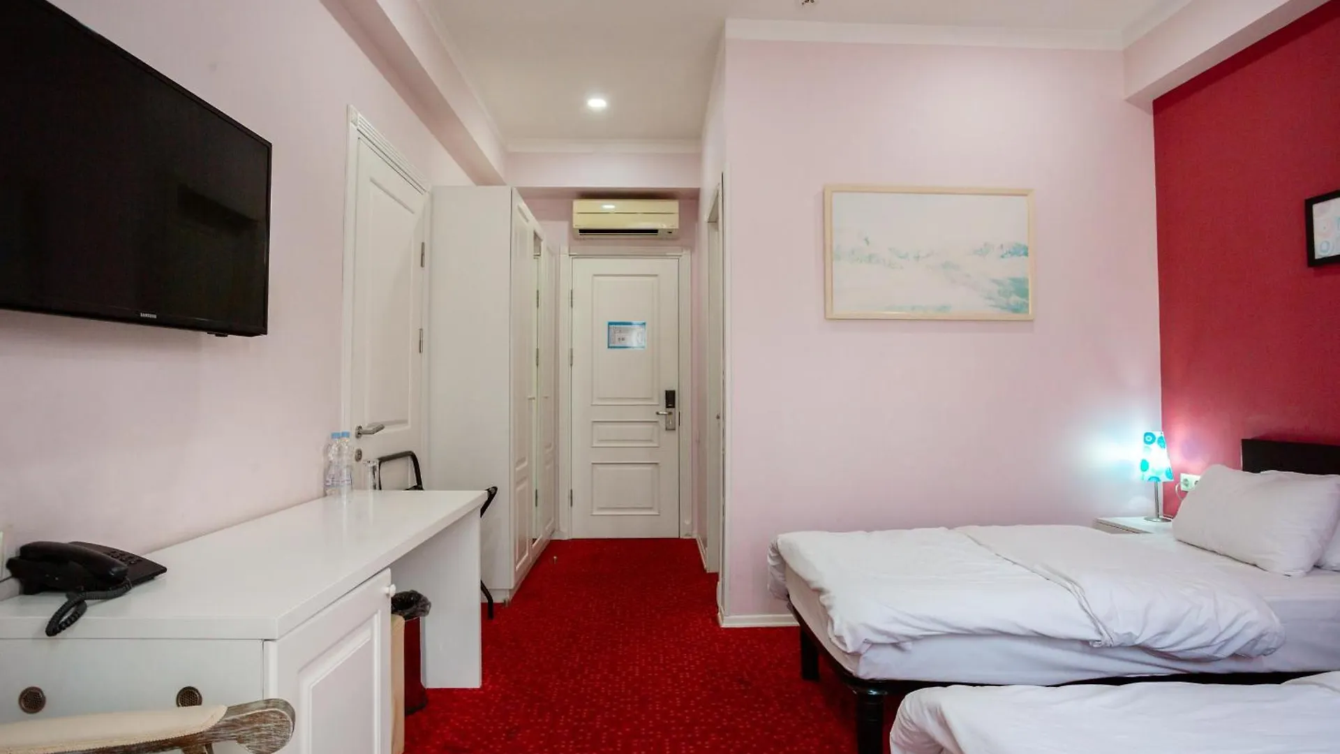 ****  Hotel Piazza Four Colours Batumi Georgia