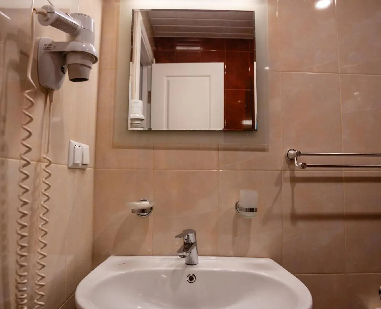 ****  Hotel Piazza Four Colours Batumi Gruzja